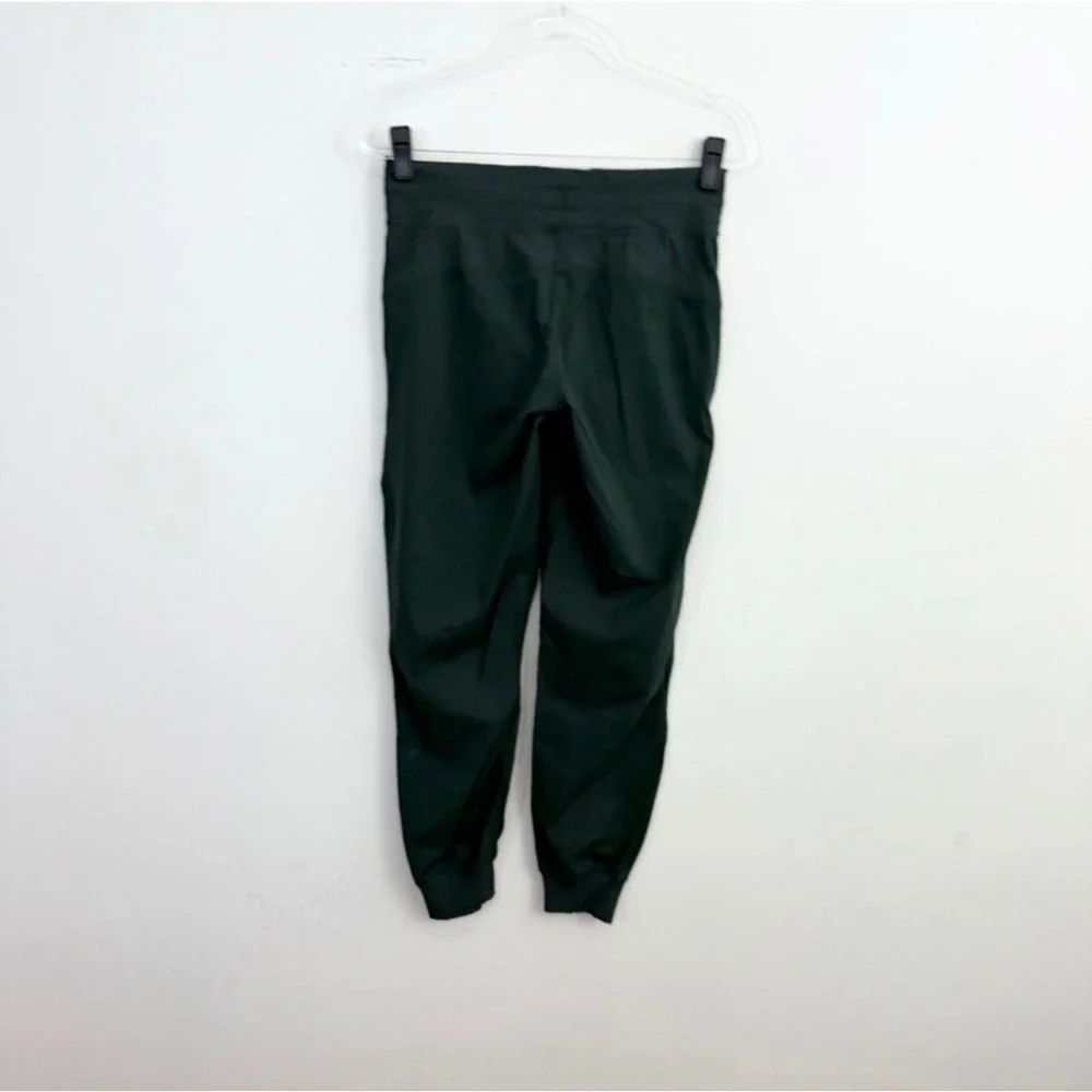 Lululemon Green Tapered Jogger Pants Women's Size 6 Drawstring